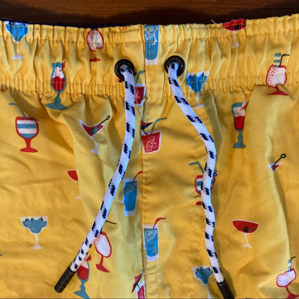 Happy Hour 6” inseam bathing suit,L but runs small